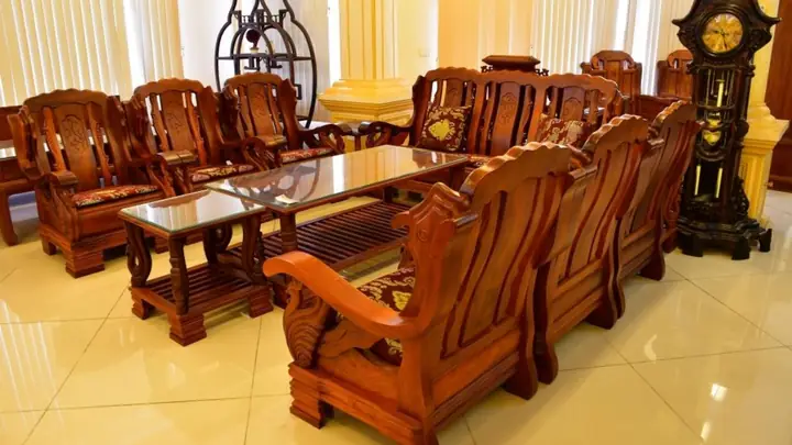 Gợi ý Quà Lưu Niệm: Chọn Món Quà Ý Nghĩa và Độc Đáo Nhất
