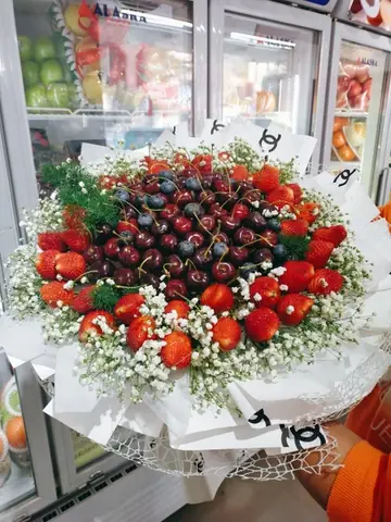 Hướng Dẫn Chọn Hoa Và Quà Mừng Sinh Nhật Trọn Vẹn Ý Nghĩa