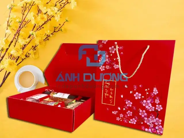 Hộp Carton Đựng Quà Tết: Xu Hướng Và Cách Tạo Ấn Tượng
