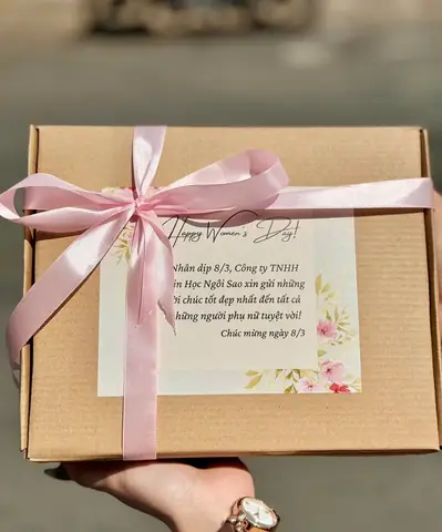 Làm thế nào để chọn hộp quà tặng mỹ phẩm đẹp và ý nghĩa? Làm thế nào để chọn hộp quà tặng mỹ phẩm đẹp và ý nghĩa?