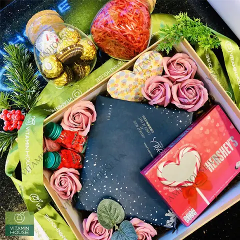 1. Những hộp quà tặng người yêu ý nghĩa, thiết thực