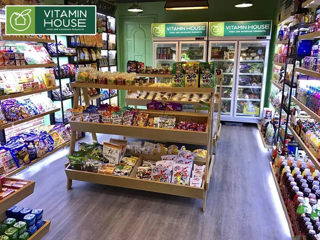 2. Vitamin House – cửa hàng với những hộp quà tặng đẹp, ý nghĩa, giá hạt dẻ