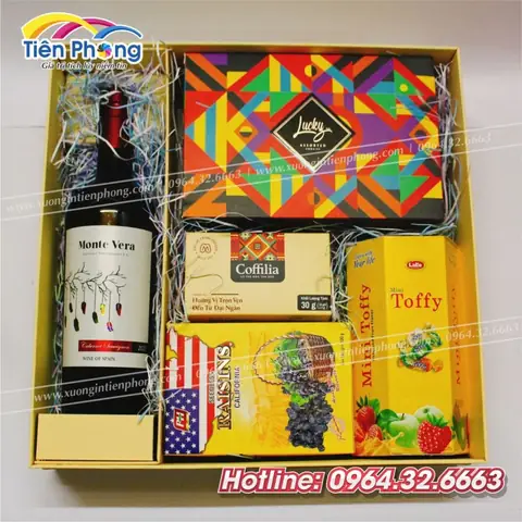 In Vỏ Hộp Quà Tết: Tầm Quan Trọng và Quy Trình Độc Đáo