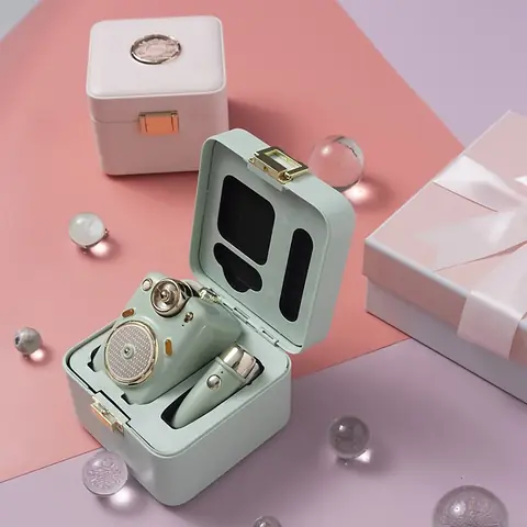 Karaoke Tình Yêu Như Món Quà: Khám Phá Ý Nghĩa Cảm Xúc