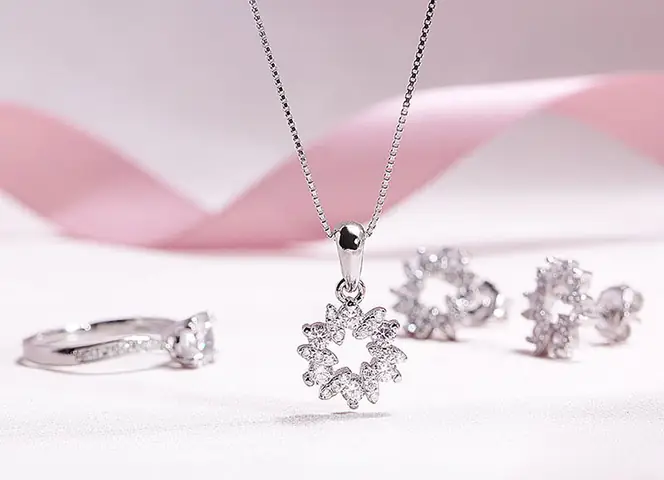 Khi Quen Nhau Không Nên Tặng Quà Gì? Hướng Dẫn Tinh Tế