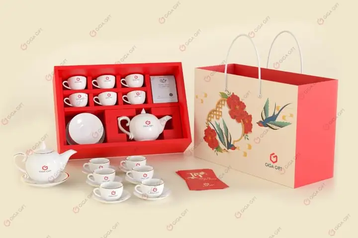 Làm Hộp Quà Tặng Theo Yêu Cầu: Hướng Dẫn Toàn Diện Từ A Đến Z Làm Hộp Quà Tặng Theo Yêu Cầu: Hướng Dẫn Toàn Diện Từ A Đến Z