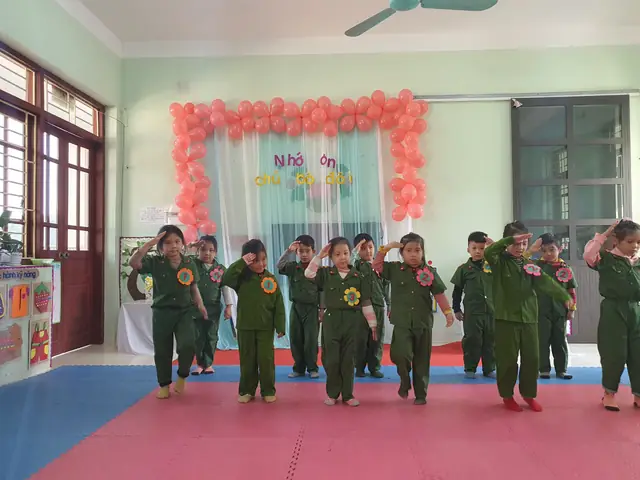 làm quà tặng chú bộ đội