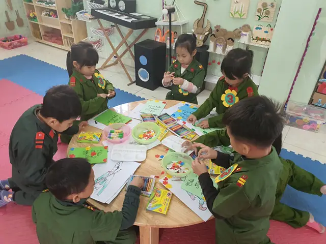 làm quà tặng chú bộ đội