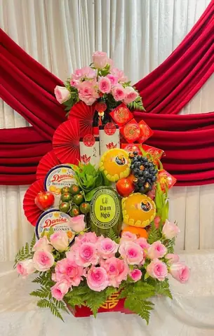 Mẫu Giỏ Quà Dạm Ngõ: Chọn Lựa Trang Trọng Và Ý Nghĩa Mẫu Giỏ Quà Dạm Ngõ: Chọn Lựa Trang Trọng Và Ý Nghĩa