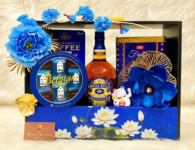 Tổng hợp Mẫu Giỏ Quà Tết Bình Dân: Ý nghĩa & Gợi ý Chọn Lựa