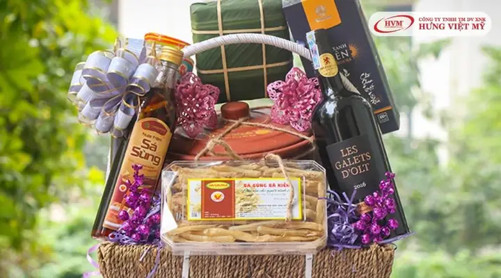 Các mẫu giỏ quà Tết đơn giản khác