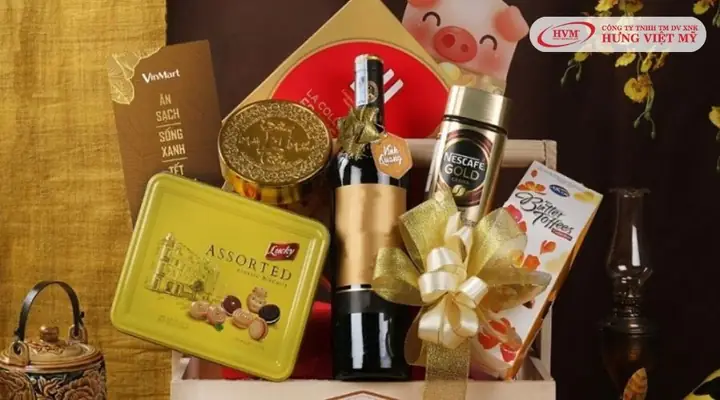 Giỏ quà Tết xuân vàng