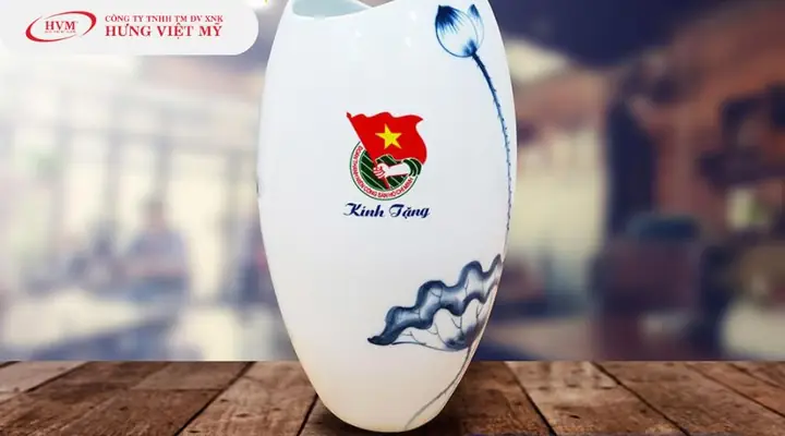 25 Mẫu Quà Tặng Đại Hội: Gợi Ý Độc Đáo, Ý Nghĩa Và Sang Trọng