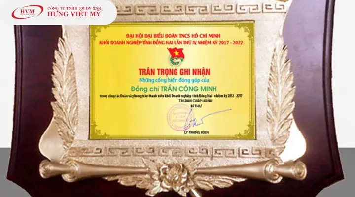 25 Mẫu Quà Tặng Đại Hội: Gợi Ý Độc Đáo, Ý Nghĩa Và Sang Trọng