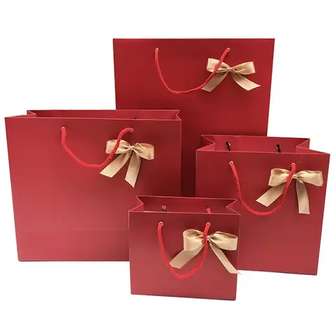 Mẫu Túi Giấy Đựng Quà: Hướng Dẫn Chọn Lựa Tinh Tế & Ý Nghĩa Mẫu Túi Giấy Đựng Quà: Hướng Dẫn Chọn Lựa Tinh Tế & Ý Nghĩa