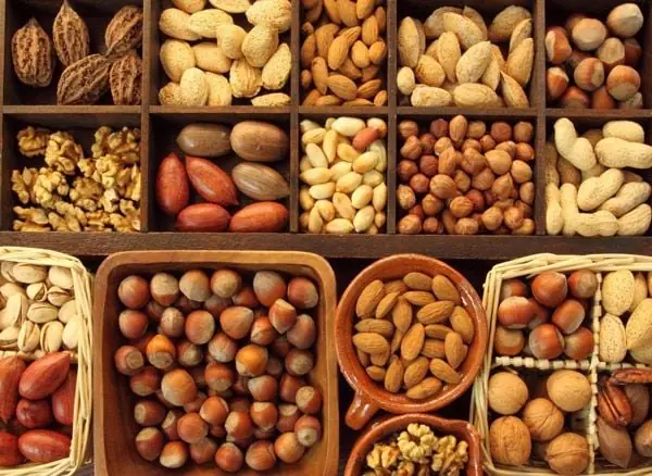 Gợi ý 30+ Món Quà Bất Ngờ Cho Mẹ Đầy Ý Nghĩa & Tình Cảm