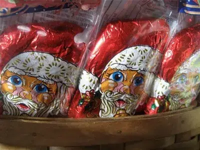 Ông Già Noel Thường Để Quà Ở Đâu Vào Đêm Giáng Sinh? Ông Già Noel Thường Để Quà Ở Đâu Vào Đêm Giáng Sinh?
