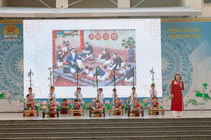 Múa Món Quà Tặng Cô Trường Tiểu Học: Hướng Dẫn Chọn Và Tặng