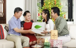 Tặng quà gì cho mẹ chồng? Hơn 30 ý tưởng quà tặng tinh tế