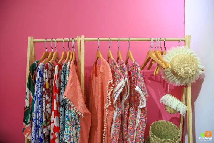 Cẩm Nang Mua Quà Lưu Niệm Đà Nẵng: Địa Chỉ & Sản Phẩm Nên Chọn Cẩm Nang Mua Quà Lưu Niệm Đà Nẵng: Địa Chỉ & Sản Phẩm Nên Chọn