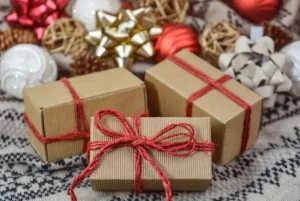 Mua Quà Lưu Niệm ở Anh: Cẩm Nang Từ A Đến Z Cho Du Khách