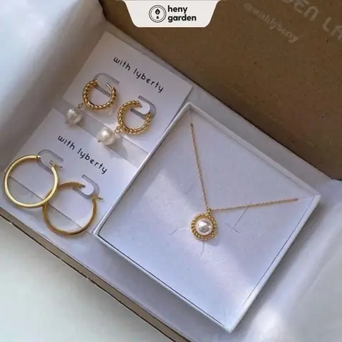 Gợi Ý Mua Quà Tặng Mẹ 20/11 Ý Nghĩa & Thiết Thực Nhất