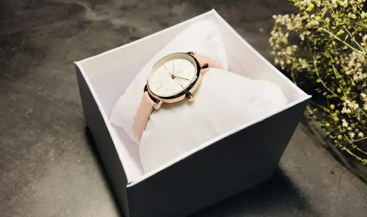Nên Tặng Quà Gì Ngày 20/10 Để Tạo Ấn Tượng Đặc Biệt?