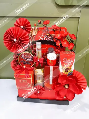Nên Chọn Dịch Vụ Nhận Làm Giỏ Quà Tết Uy Tín Nào?