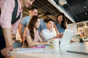 Những Câu Nói Đòi Quà Sinh Nhật Hài Hước, Tinh Tế và Khéo Léo