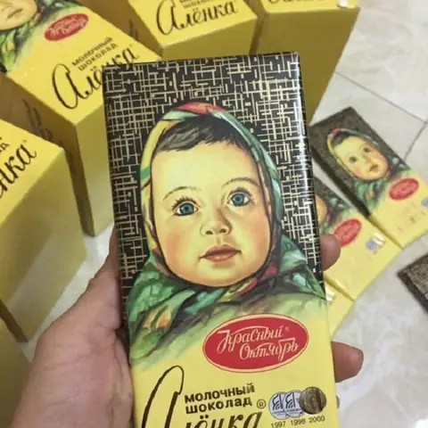 Tuyển Chọn Những Món Quà Lưu Niệm Độc Đáo Và Ý Nghĩa Nhất