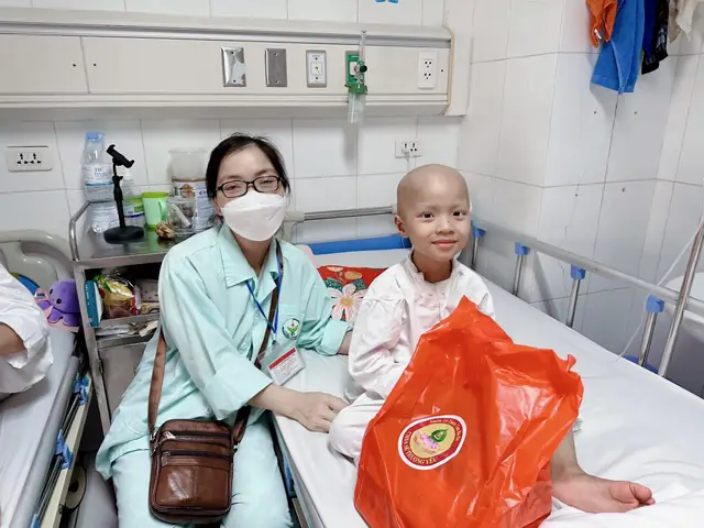 Những Món Quà Nhỏ Xinh: Hướng Dẫn Chọn Và Tặng Ý Nghĩa Những Món Quà Nhỏ Xinh: Hướng Dẫn Chọn Và Tặng Ý Nghĩa
