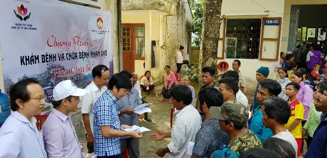 Làm thế nào để phát quà cho người nghèo một cách ý nghĩa và bền vững? Làm thế nào để phát quà cho người nghèo một cách ý nghĩa và bền vững?