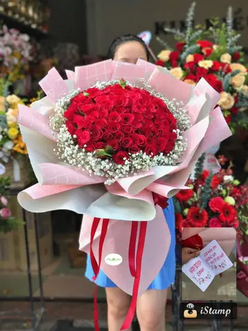 Phụ nữ Thường Thích Quà Gì? Gợi Ý Chuẩn Để Chàng "Ghi Điểm"