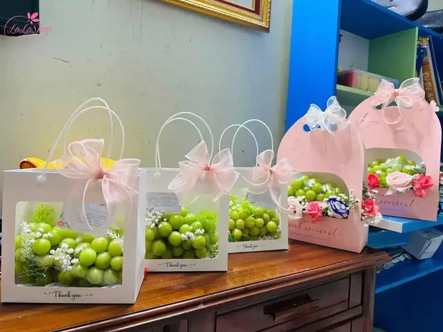 25+ Gợi Ý Quà 8/3 Cho Đồng Nghiệp Nữ Ý Nghĩa & Thiết Thực Nhất