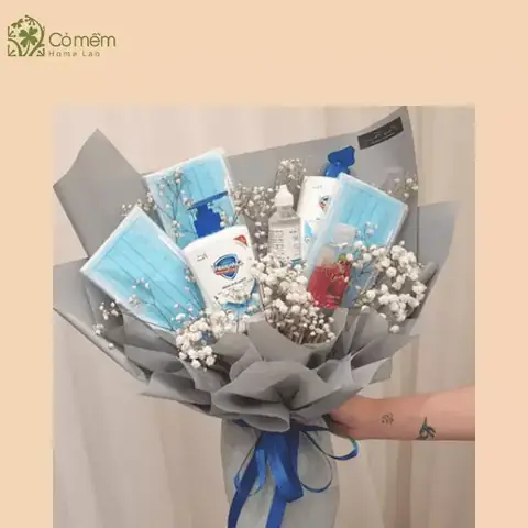 Những hình ảnh quà 8/3 hài hước, cực troll