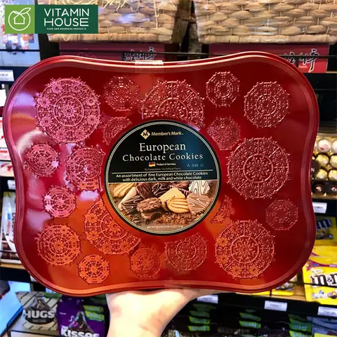 Hộp Bánh Quy đỏ Member's Mark European Chocolate Cookies