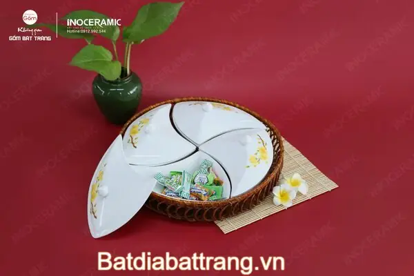 Quà Biếu Tết Cho Người Già Nên Chọn Gì Để Thể Hiện Lòng Hiếu Thảo?
