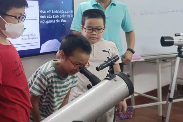Đồ Chơi Khoa Học Và Thiên Văn