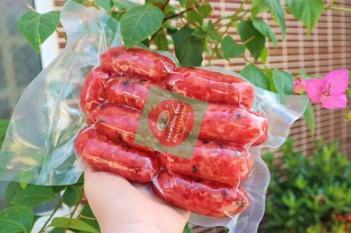 13. Lạp xưởng tươi Cần Thơ