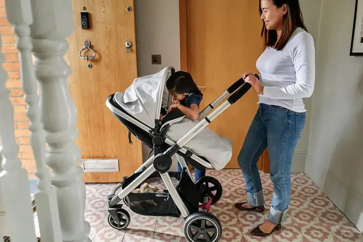 Top 7 Gợi Ý Quà Đầy Tháng Cao Cấp: Sang Trọng và Ý Nghĩa