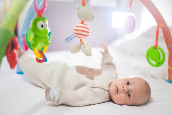 quà đầy tháng cho bé gái quà đầy tháng cho bé gái