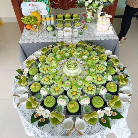 quà đầy tháng cho bé trai