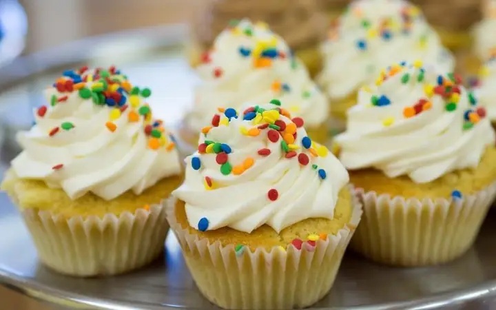 2. BÃ¡nh cupcake, bÃ¡nh quy