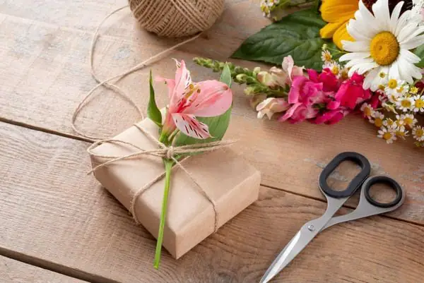 quà kỷ niệm ngày cưới quà kỷ niệm ngày cưới