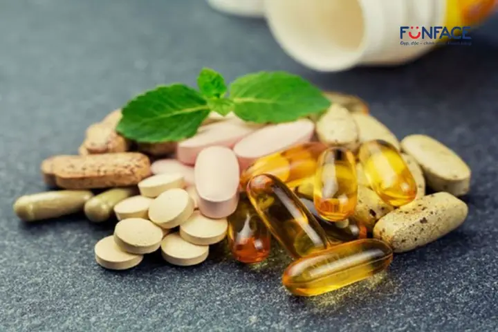 Quà Kỷ Niệm Tình Bạn: Làm Sao Để Chọn Món Quà Ý Nghĩa Nhất? Quà Kỷ Niệm Tình Bạn: Làm Sao Để Chọn Món Quà Ý Nghĩa Nhất?