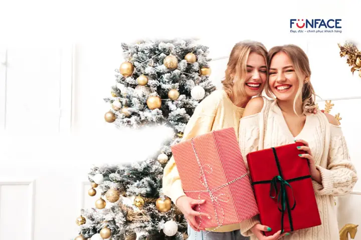 Quà Kỷ Niệm Tình Bạn: Làm Sao Để Chọn Món Quà Ý Nghĩa Nhất? Quà Kỷ Niệm Tình Bạn: Làm Sao Để Chọn Món Quà Ý Nghĩa Nhất?