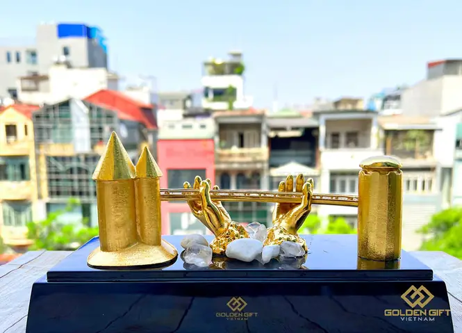 Quà Lưu Niệm Bà Nà Hill: Gợi Ý Chọn Lựa Độc Đáo Và Ý Nghĩa