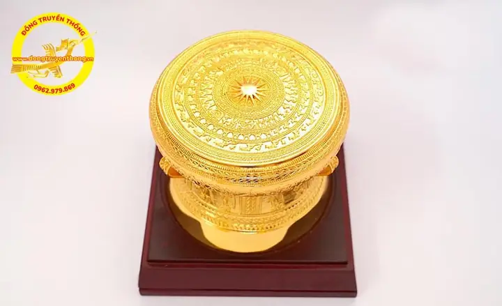 Tất Tần Tật Về Quà Lưu Niệm Bằng Đồng: Hướng Dẫn Chi Tiết