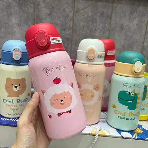 Quà Lưu Niệm Cho Bé: Chọn Sao Cho Chuẩn, Vui Và Bền Lâu?