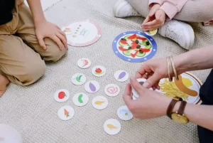 Gợi ý quà lưu niệm cho trẻ em ý nghĩa và độc đáo